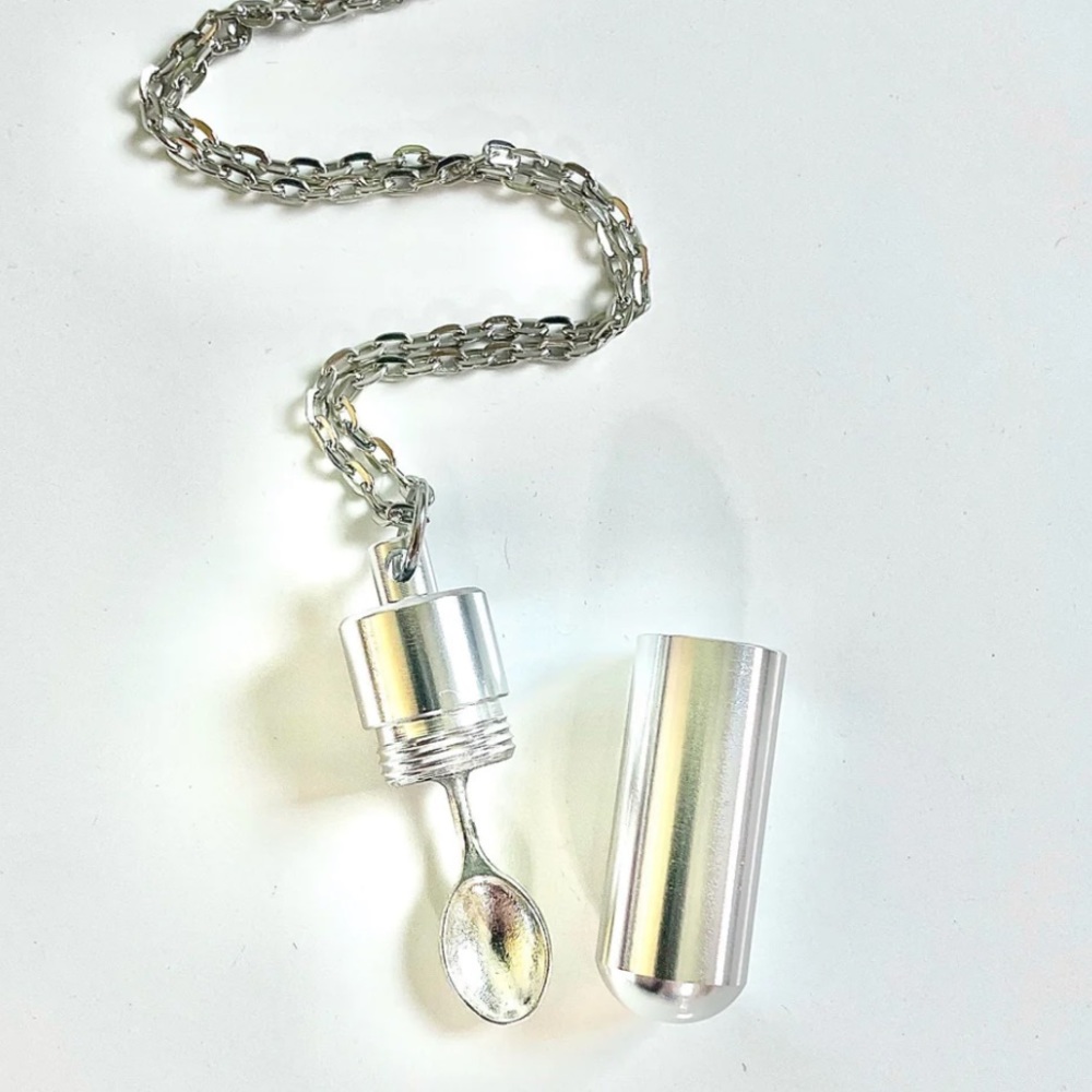 Vial necklace with spoon snuff container pill case